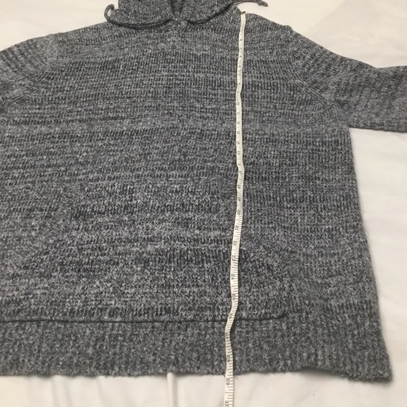 Old Navy extra large sweater with hoodie - Picture 6 of 13